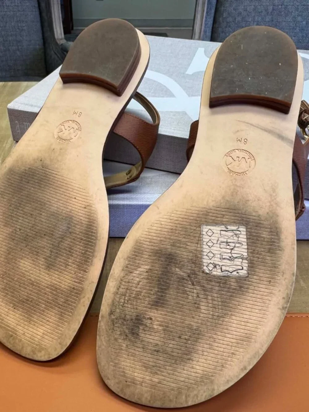 Michael Kors Plate Thong Sandals | Luggage Brown | Gold Logo | Size 8